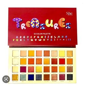Treasures 32 Color Eyeshadow Palette SP-04 (